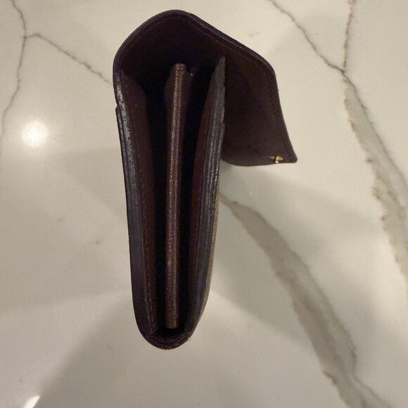 Louis Vuitton "Sarah" Wallet in Damier Ebene - Picture 11 of 14